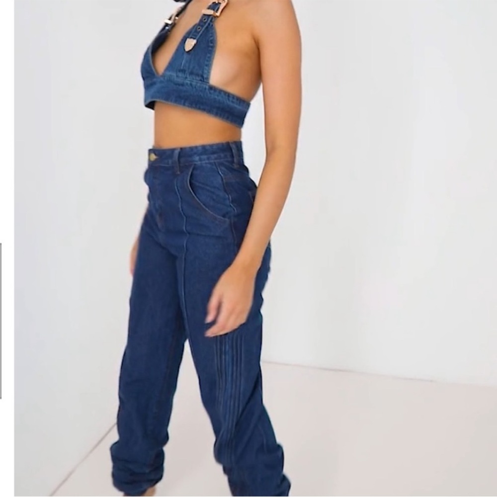 Prettylittlething MID WASH DENIM ELASTICATED HEM JEANS - Picture 10 of 14